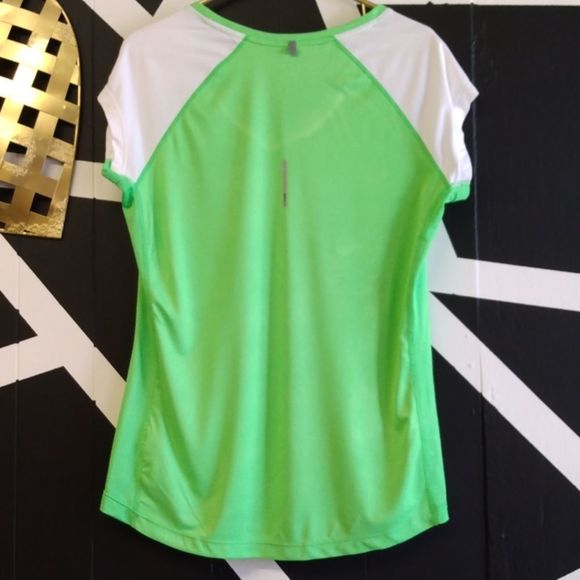 Nike Running Dri-Fit top - Picture 6 of 6